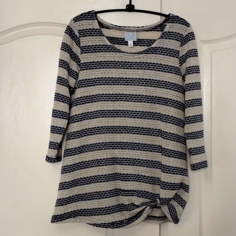 SUNDAY blouse top medium blue cream stripe texture twist bottom elbow sleeve